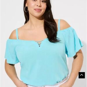 Torrid Crinkle Gauze Cold Shoulder Top Blue Topaz